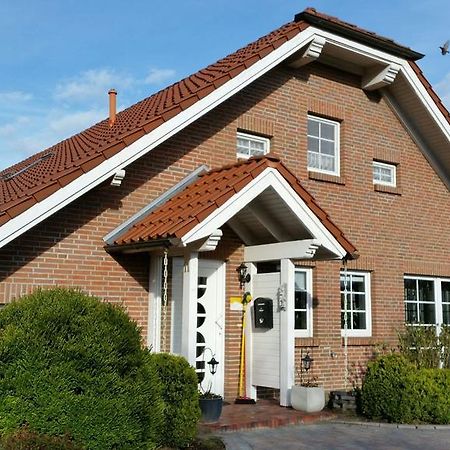 Haus-Schiffer-Ferienwohnung-Finja Rhauderfehn Экстерьер фото
